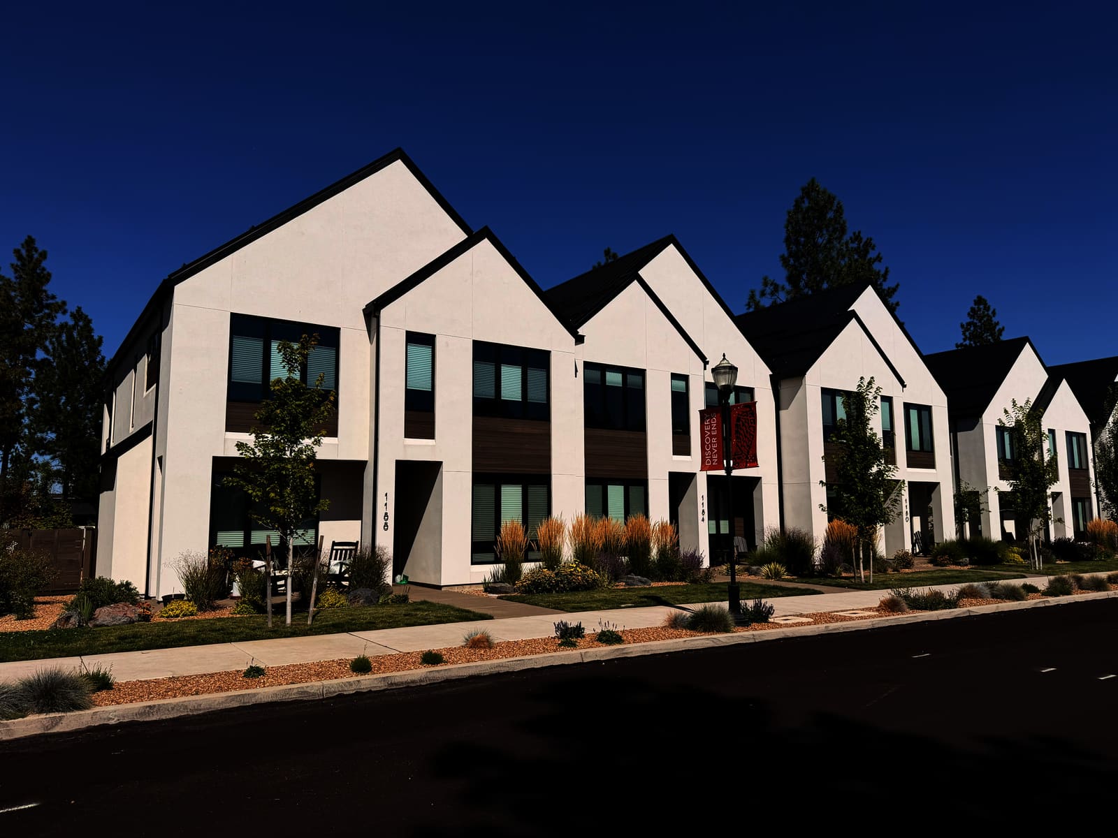 Trove townhomes in Discovery West, Bend, Oregon