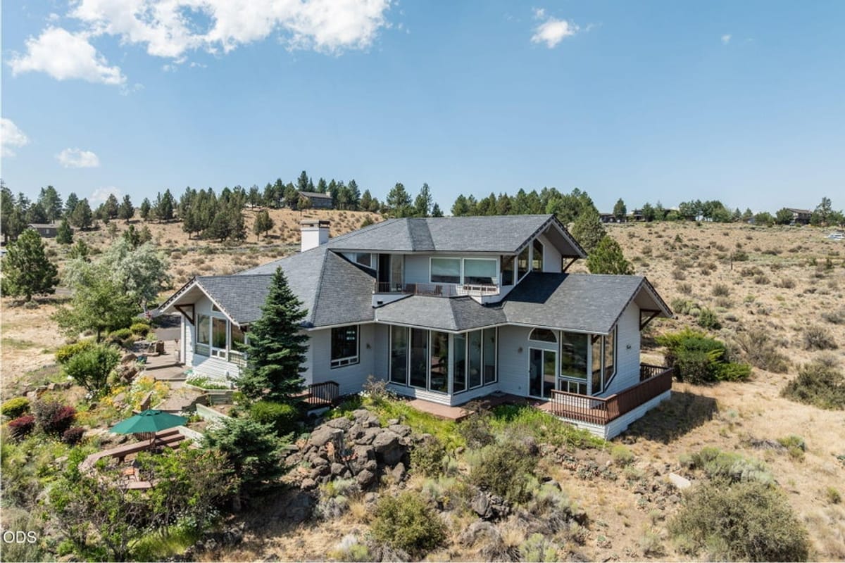59641 Calgary Loop in Bend, Oregon