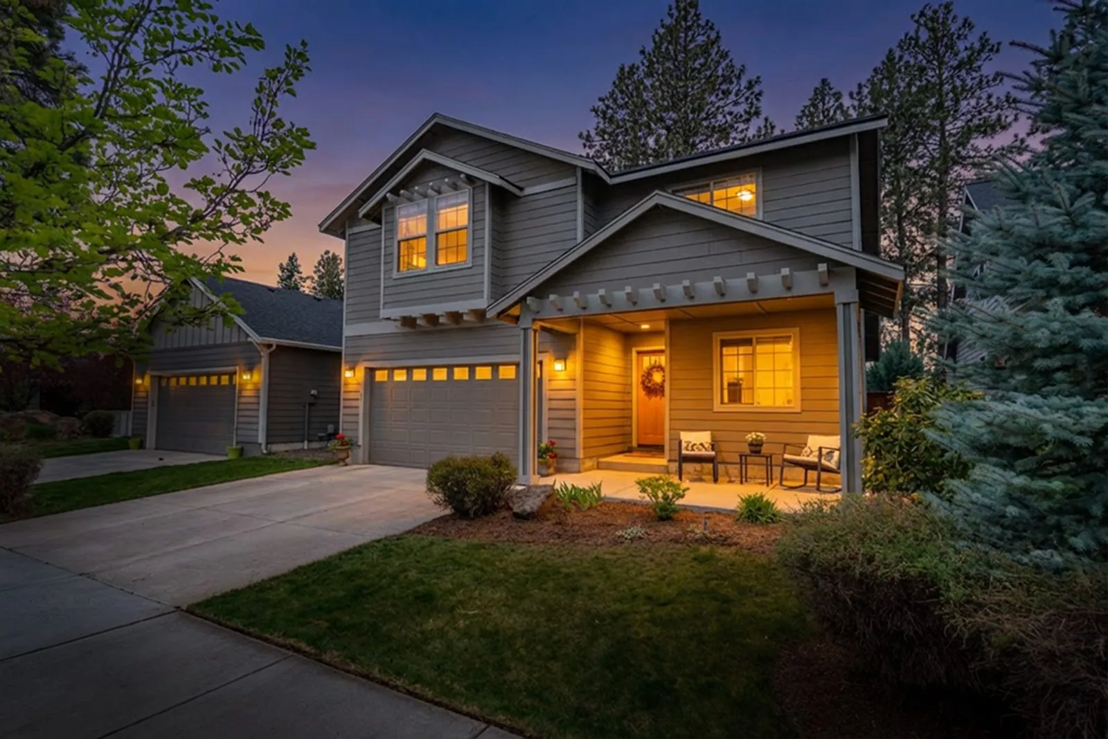 Front exterior of 61181 SW Hobart Place in Bend, Oregon